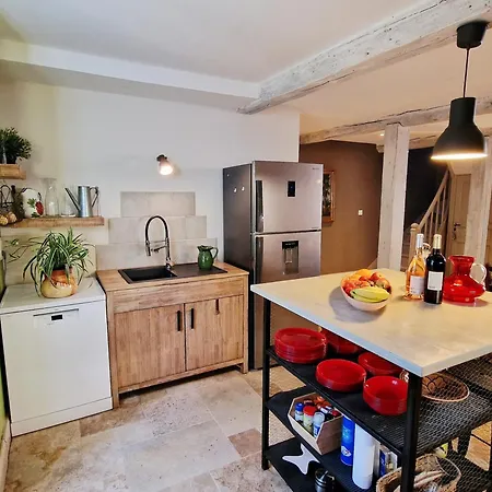 L'oree De La Cite بيت للعطل قرقشونه